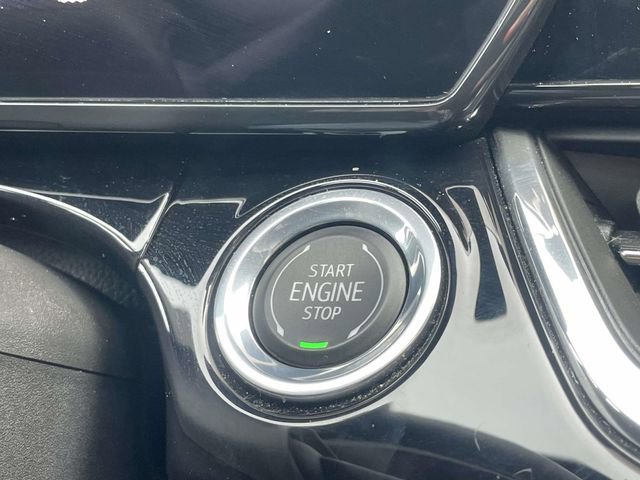 Used 2025 Chevrolet Trax RS w/ Sunroof Package image 23