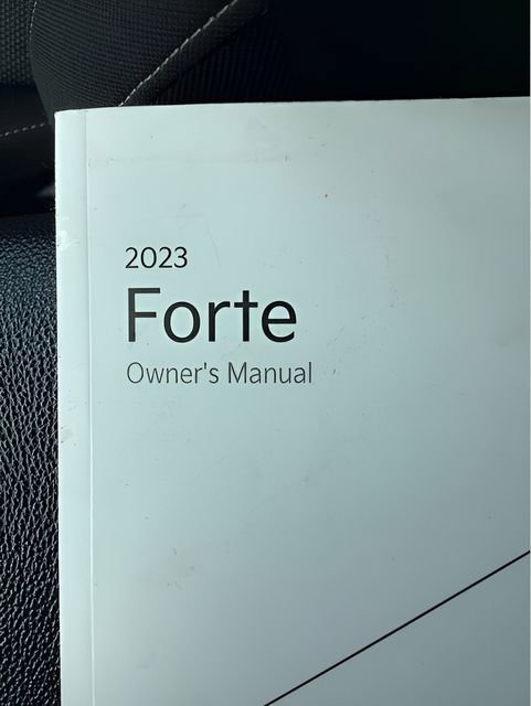 Used 2023 Kia Forte LXS image 31