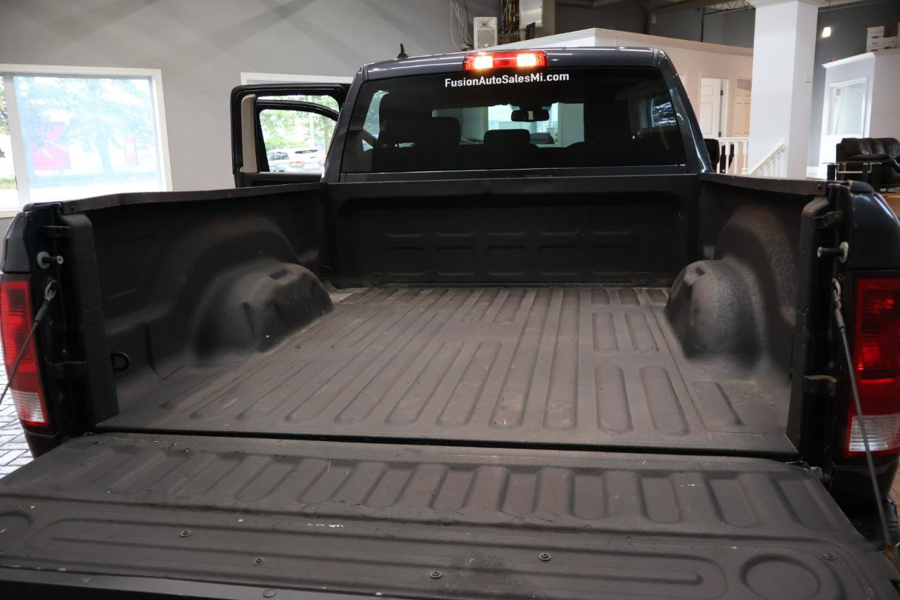 Used 2019 RAM 1500 Express w/ Wheel & Sound Group AWD/4WD image 12