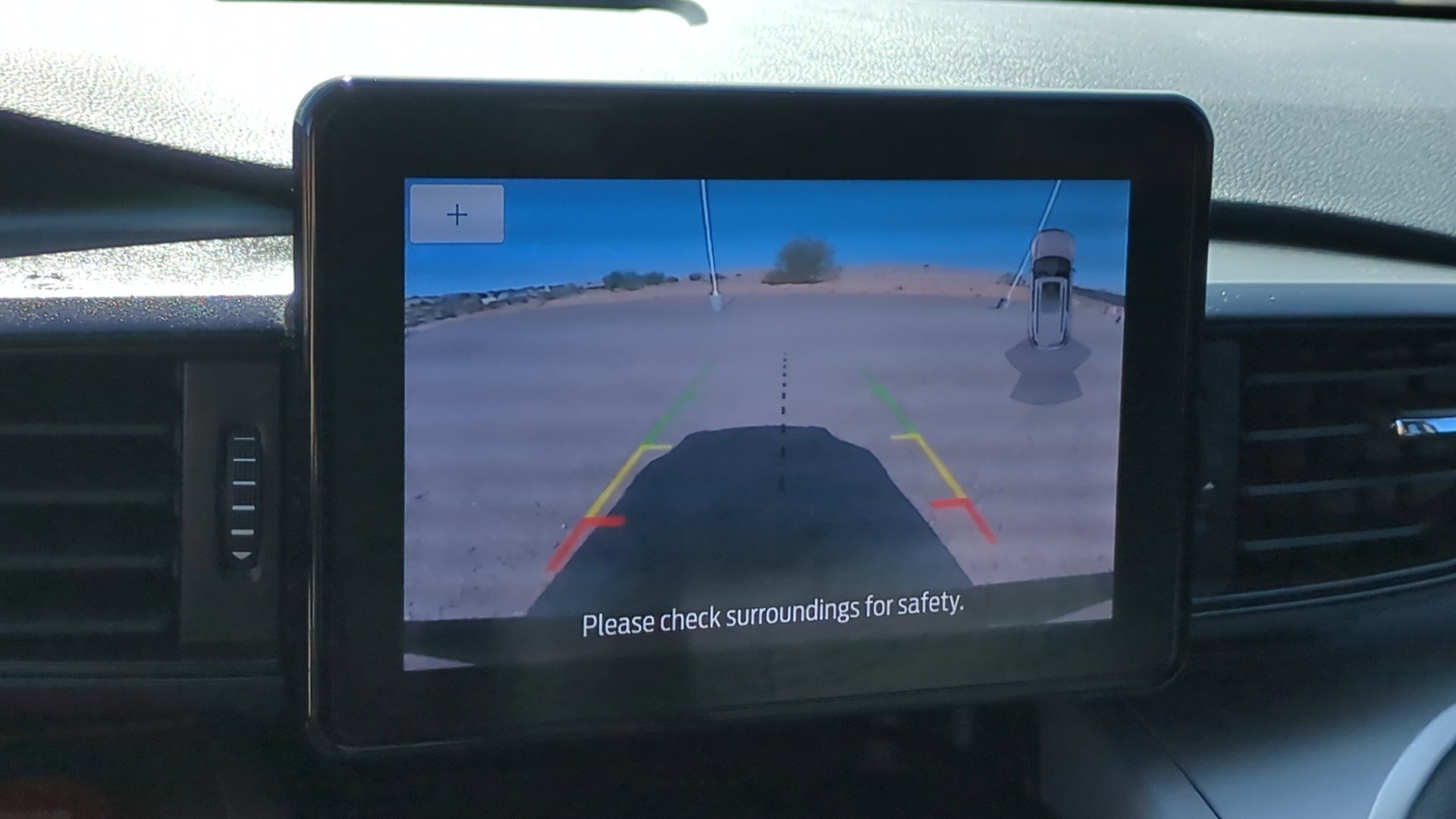 Used 2023 Ford Explorer XLT image 24