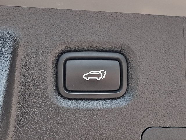 Used 2023 Hyundai Santa Fe Limited FWD image 34
