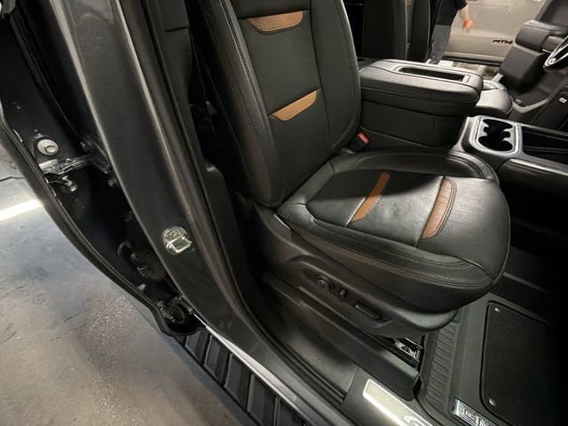 Used 2021 GMC Sierra 1500 AT4 w/ Technology Package AWD/4WD image 33