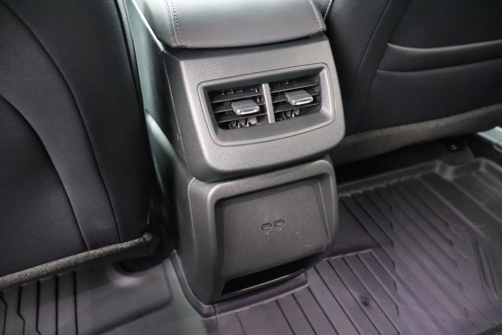 New 2026 Chevrolet Equinox EV LT AWD/4WD image 41