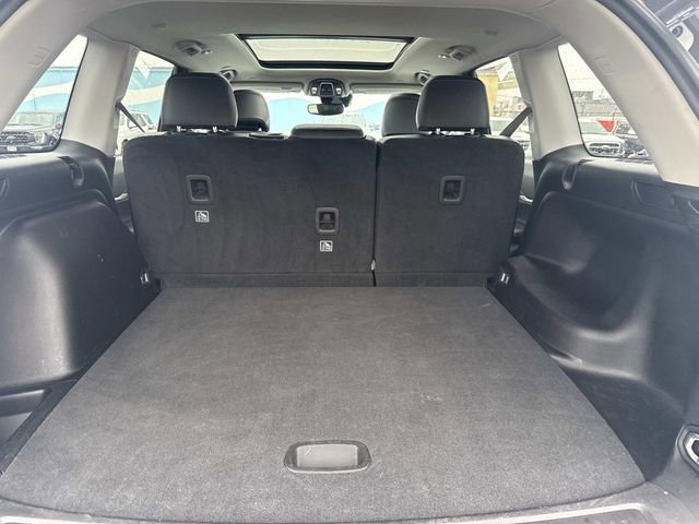 Used 2023 Jeep Grand Cherokee Limited w/ Black Appearance Package image 7