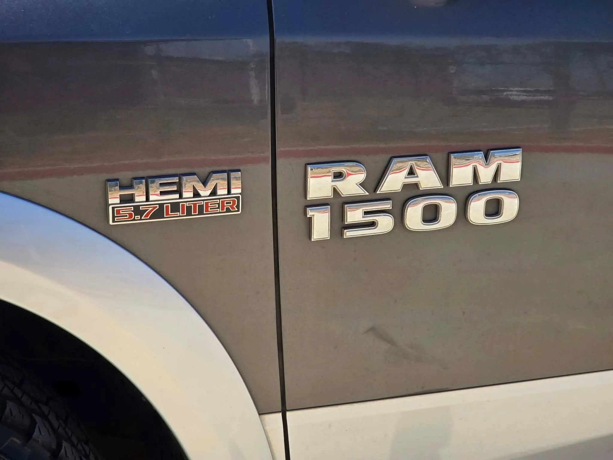 Used 2016 RAM 1500 Laramie w/ Convenience Group AWD/4WD image 34