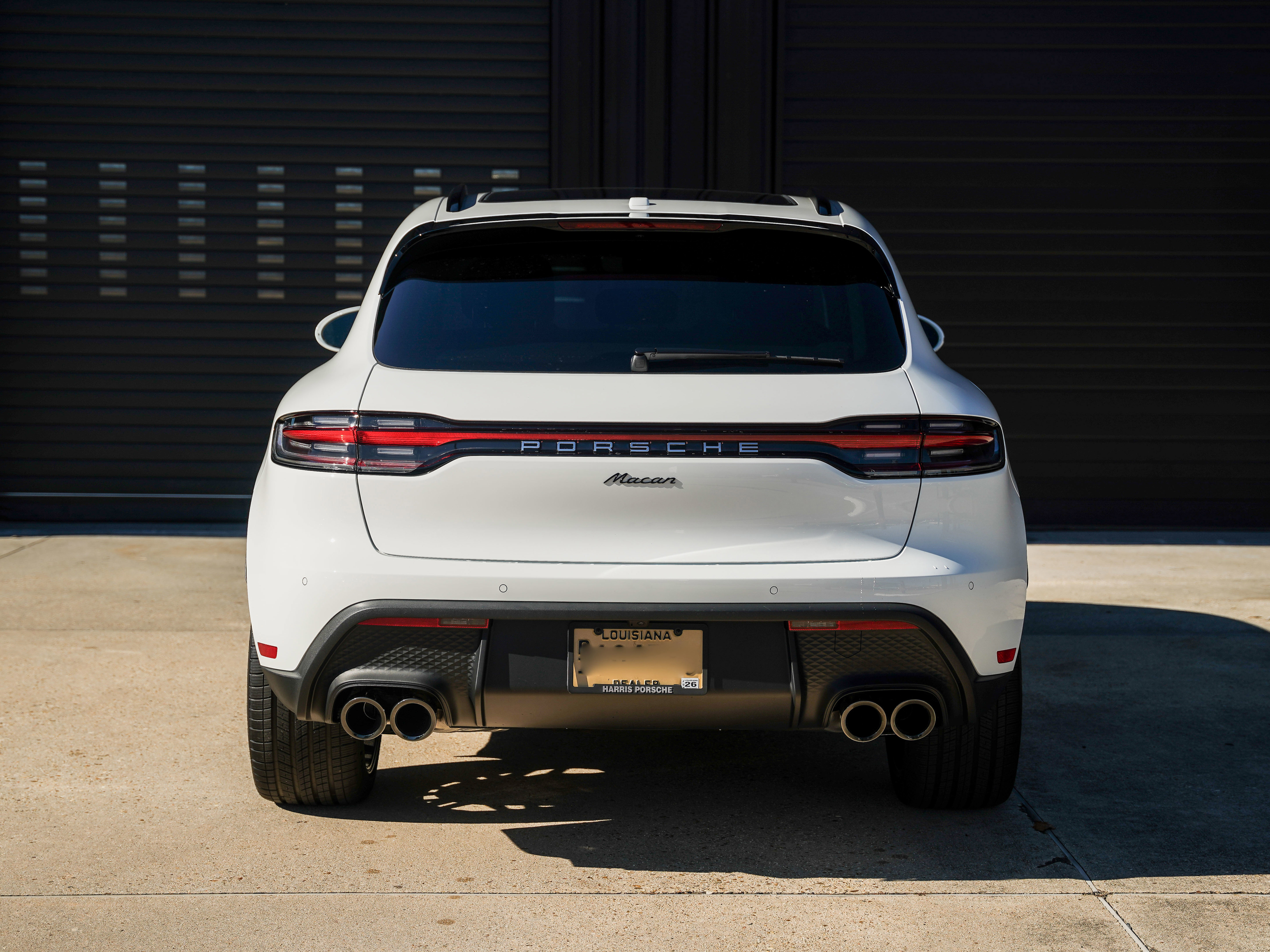 Certified 2026 Porsche Macan AWD/4WD image 9