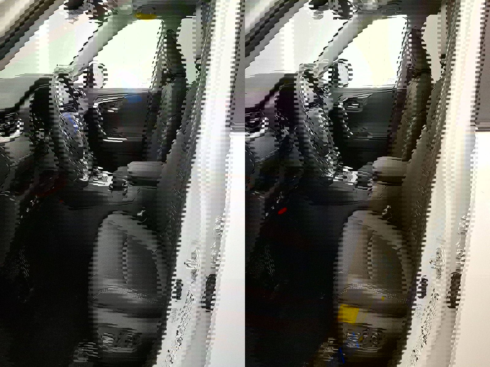 Used 2022 Toyota RAV4 Limited image 11