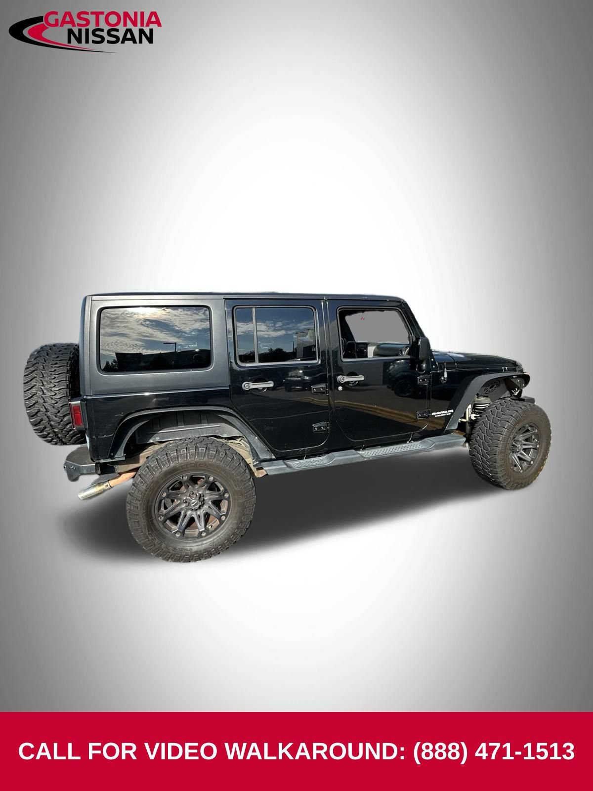Used 2010 Jeep Wrangler Unlimited Sport AWD/4WD image 5