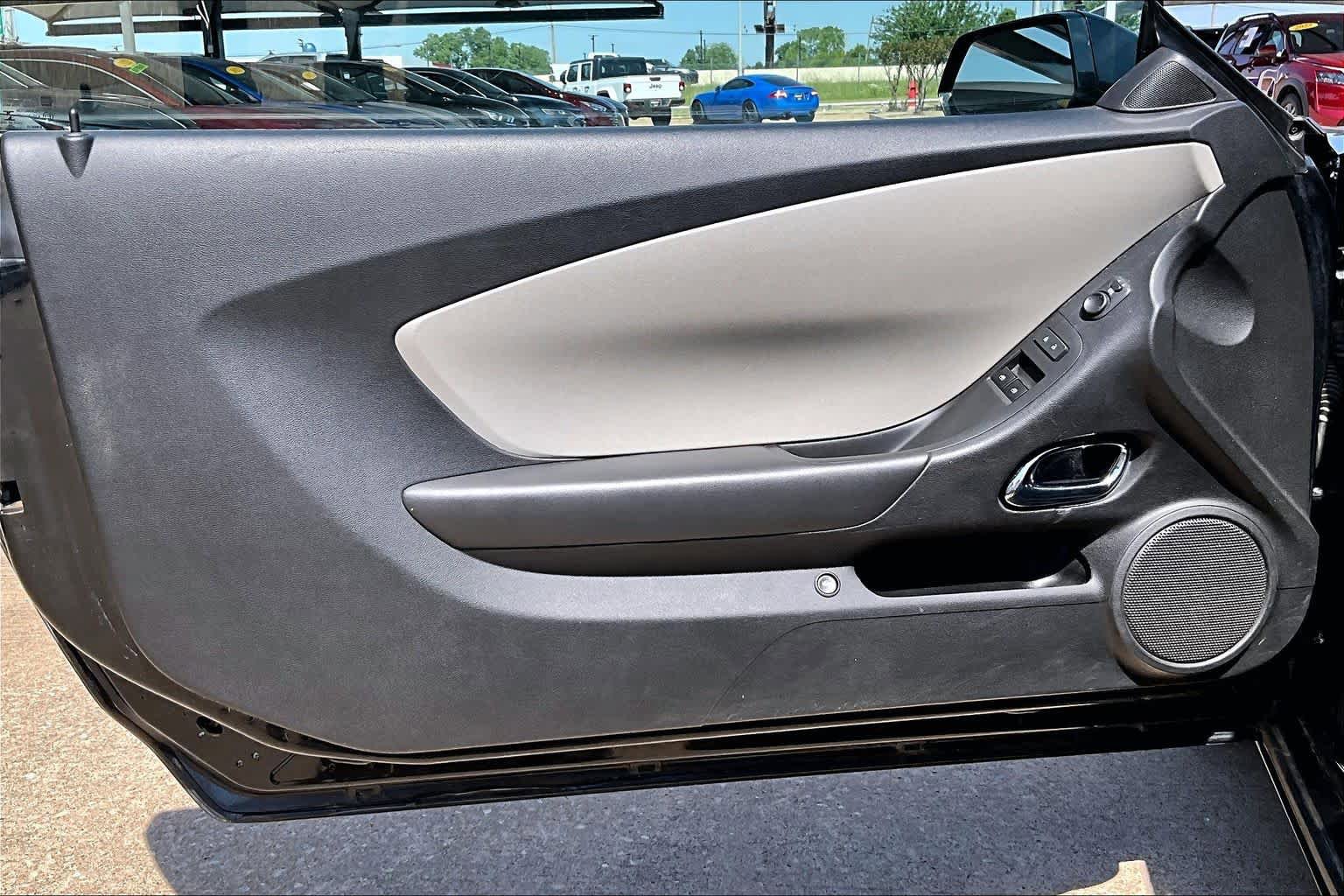 Used 2013 Chevrolet Camaro LS RWD image 22