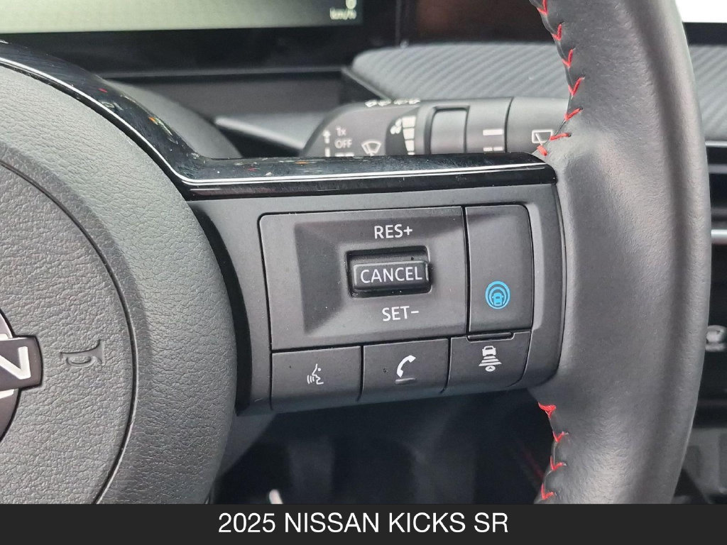 Certified 2025 Nissan Kicks SR FWD image 18