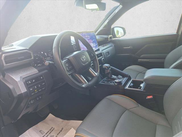 Used 2025 Toyota Tacoma 4x4 Double Cab Hybrid image 9