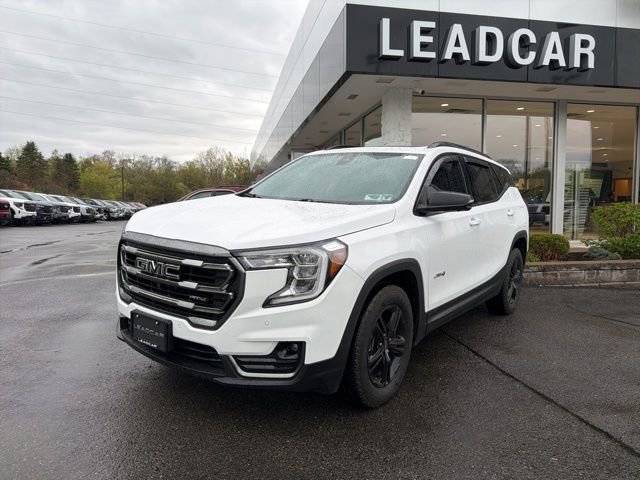 Used 2023 GMC Terrain AT4 w/ GMC Pro Grade Package AWD/4WD image 1