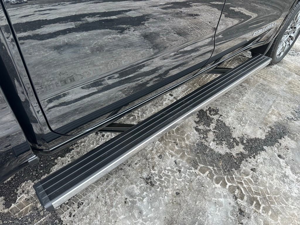 Used 2025 GMC Sierra 1500 Denali Ultimate image 23