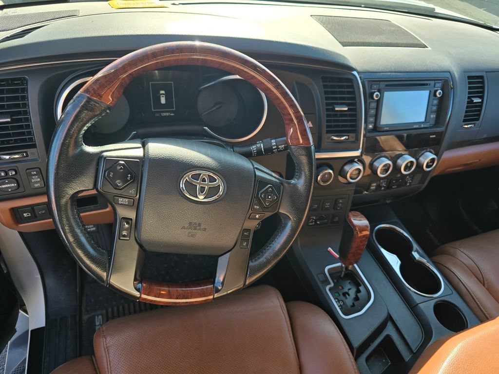 Used 2018 Toyota Sequoia Platinum AWD/4WD image 16