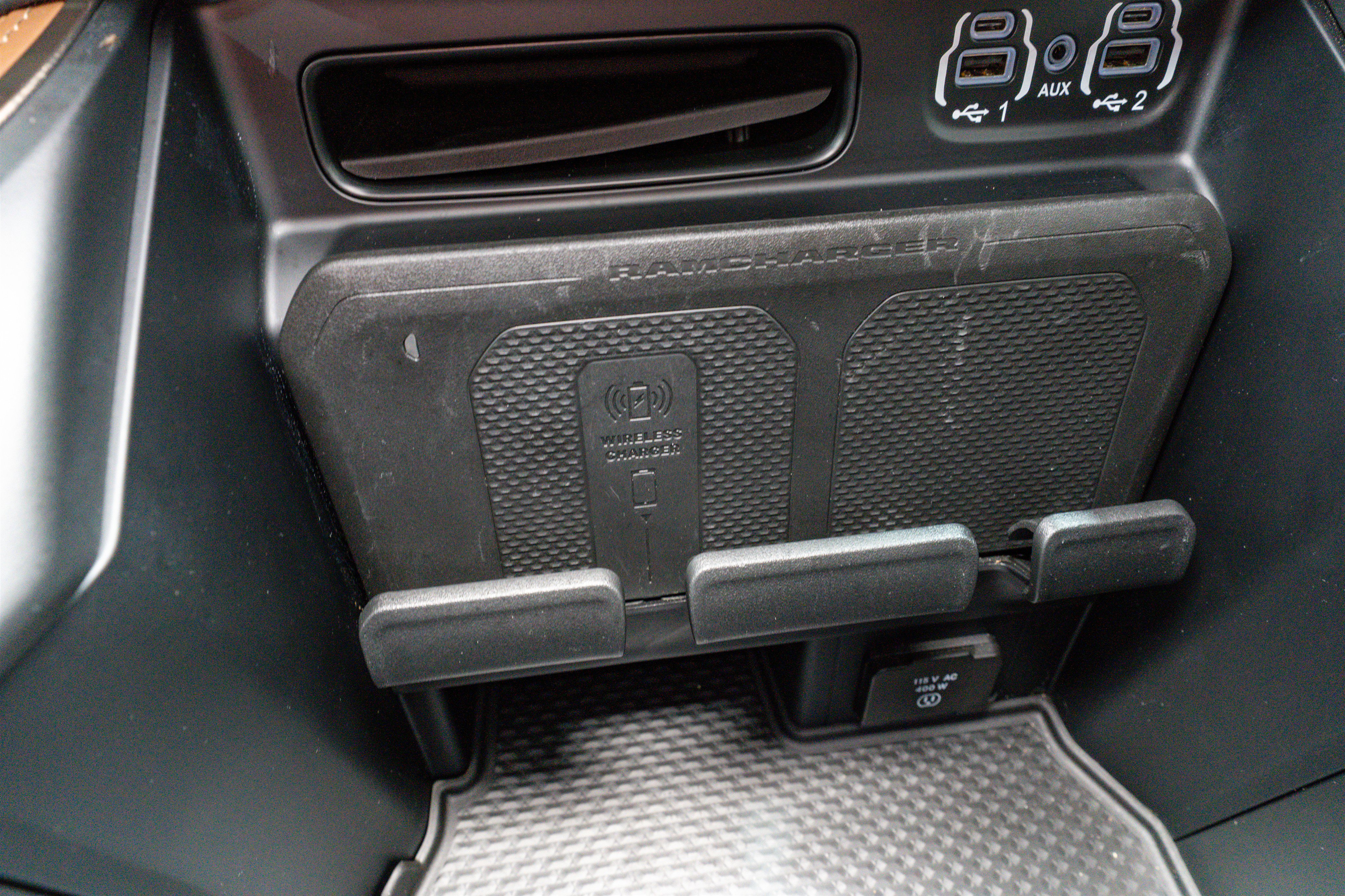 Used 2023 RAM 3500 Limited image 26