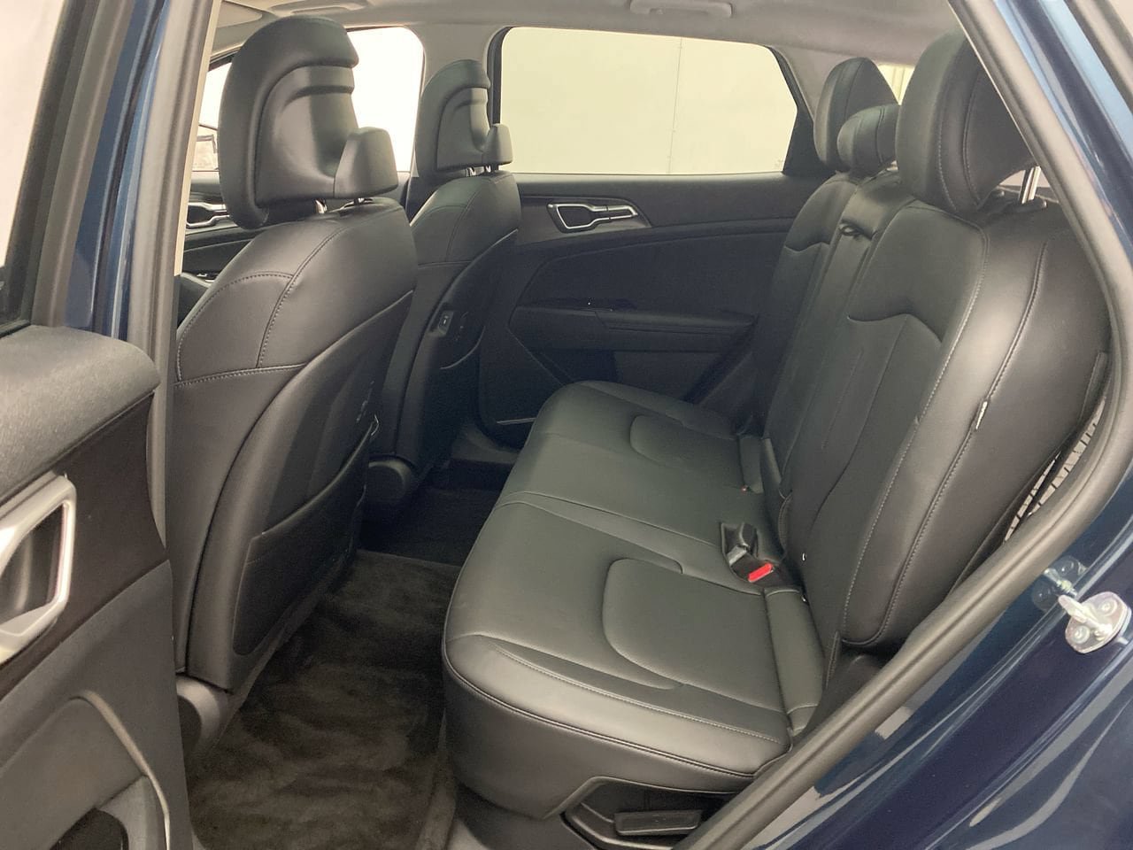 Used 2025 Kia Sportage EX w/ EX Premium Package AWD/4WD image 26
