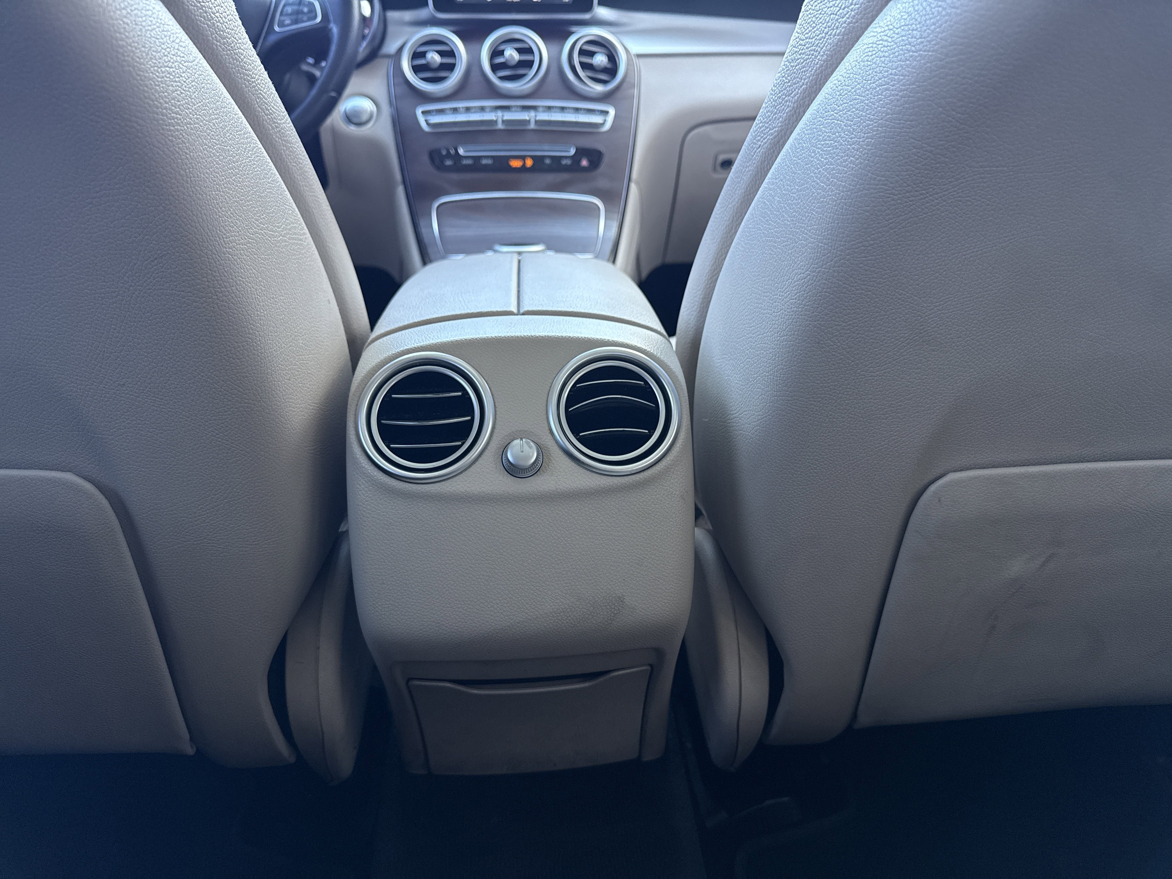 Used 2019 Mercedes-Benz GLC 300 GLC 300 image 29