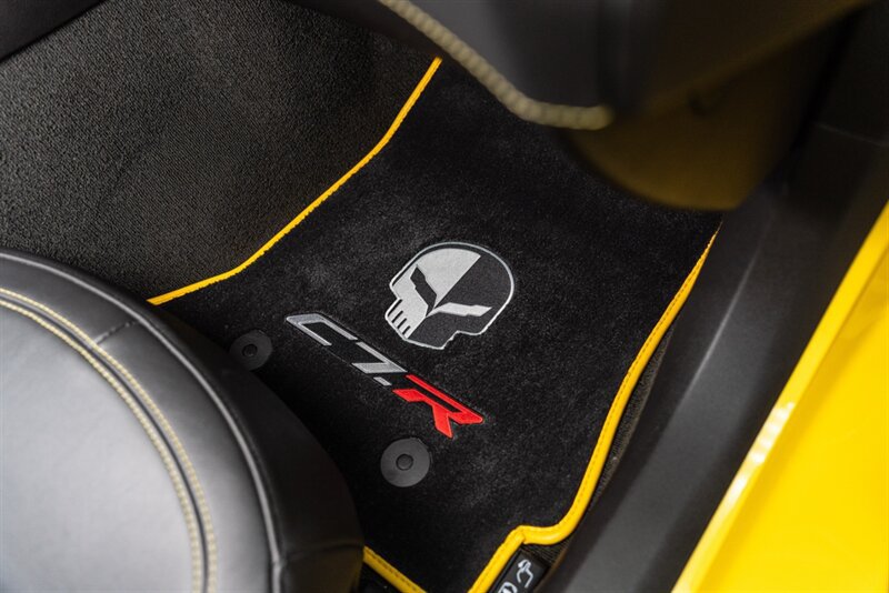 Used 2018 Chevrolet Corvette Z06 RWD image 70