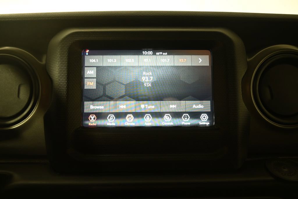 Used 2023 Jeep Gladiator Sport image 26