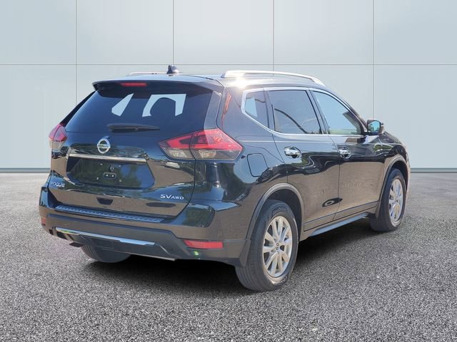 Used 2018 Nissan Rogue SV w/ Premium Package AWD/4WD image 4