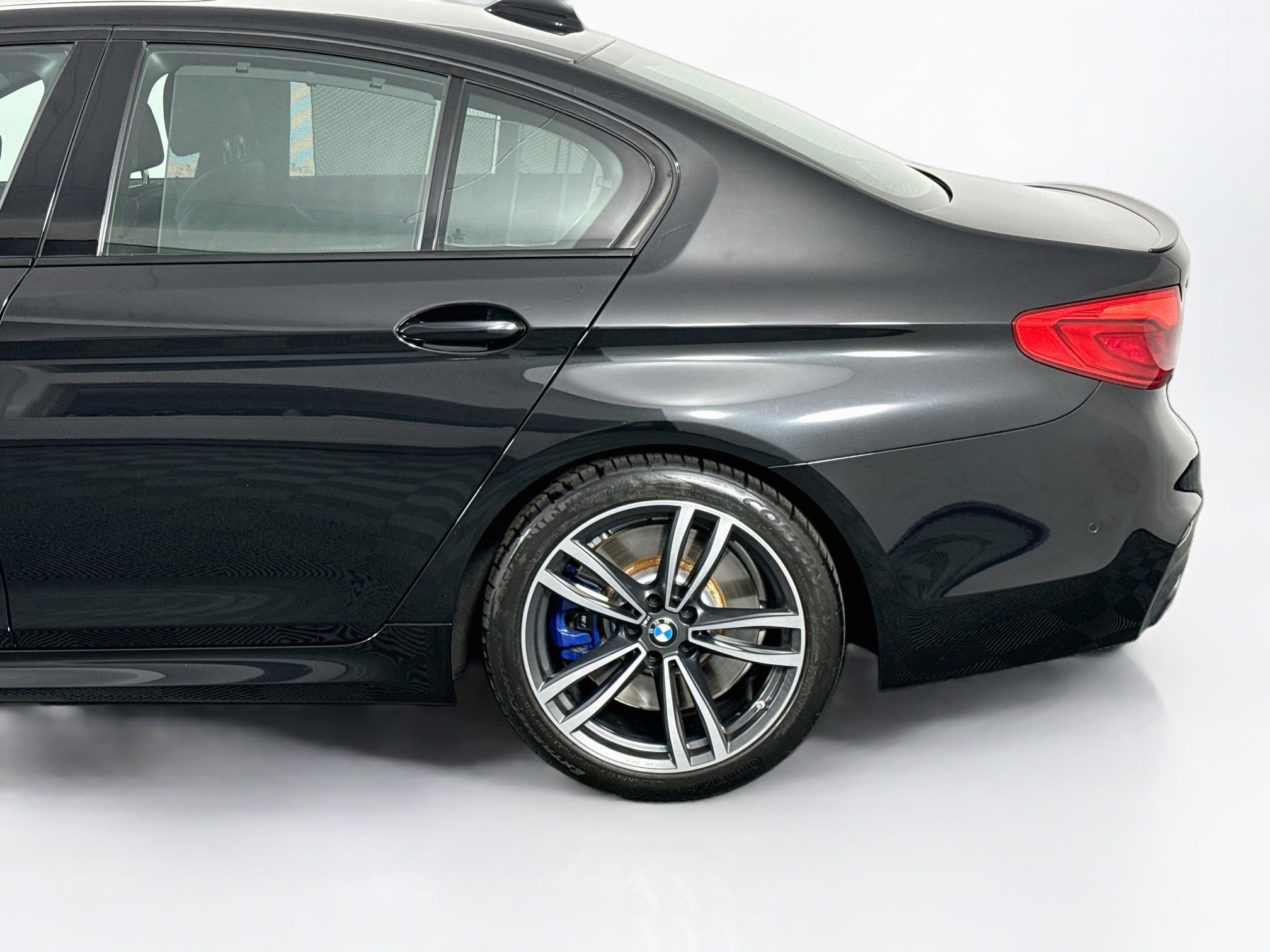 Used 2020 BMW M550i xDrive AWD/4WD image 43
