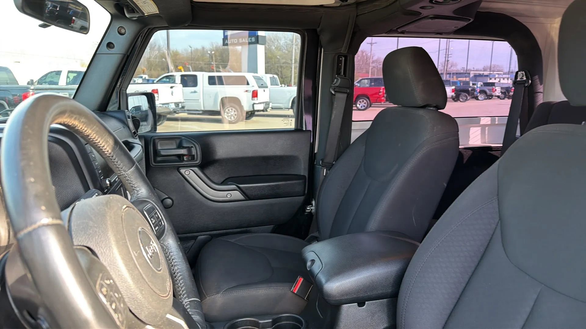 Used 2017 Jeep Wrangler Sport w/ Connectivity Group image 34