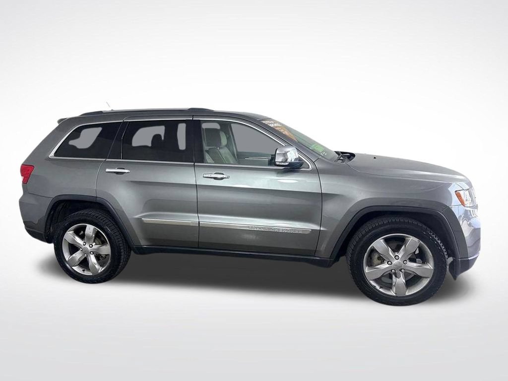 Used 2013 Jeep Grand Cherokee Overland w/ Trailer Tow Group IV RWD image 2
