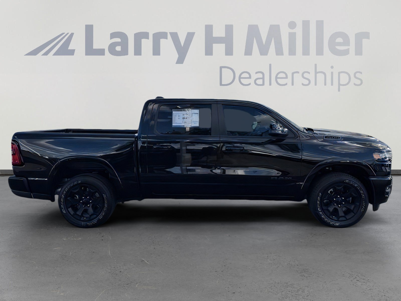 New 2026 RAM 1500 Big Horn AWD/4WD image 7