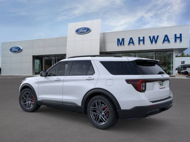 New 2026 Ford Explorer ST-Line w/ ST-Line Street Pack image 4