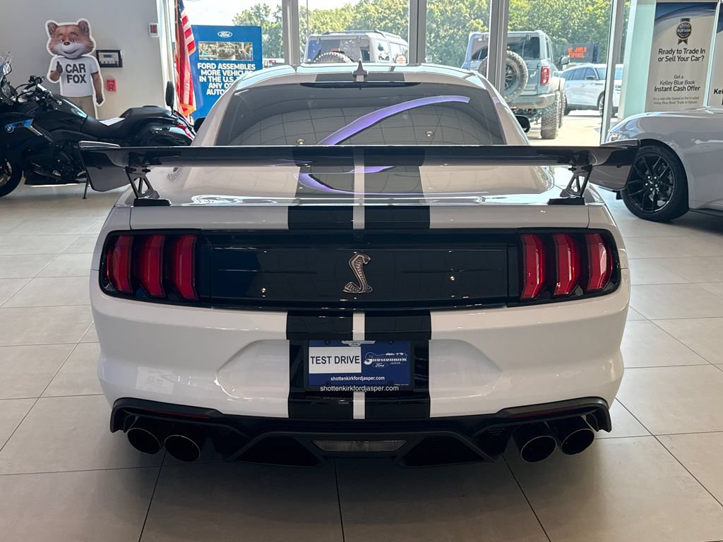 Used 2020 Ford Mustang Shelby GT500 w/ Carbon Fiber Track Pack RWD image 6