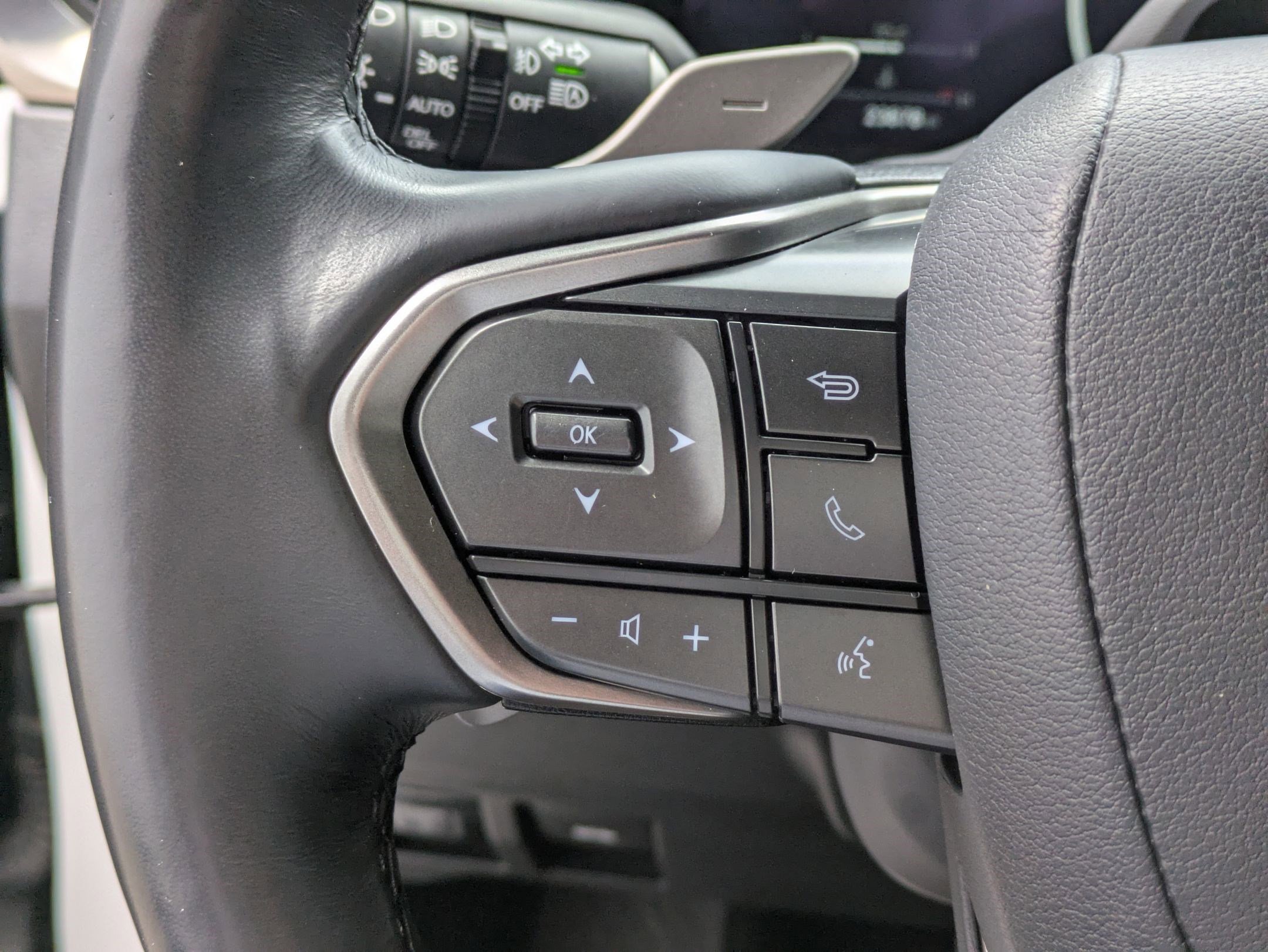 Used 2024 Lexus GX 550 w/ Accessory Package (Z1) image 17