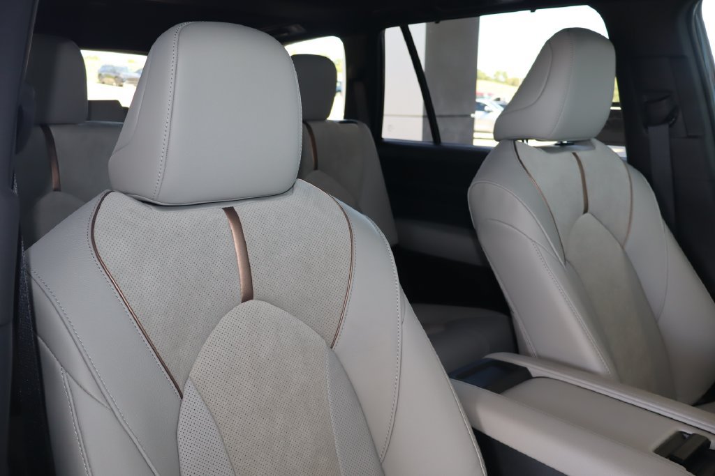 New 2026 Toyota Grand Highlander AWD Hybrid image 54