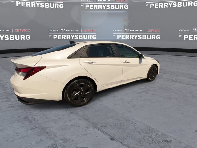 Used 2021 Hyundai Elantra SEL w/ Convenience Package FWD image 8