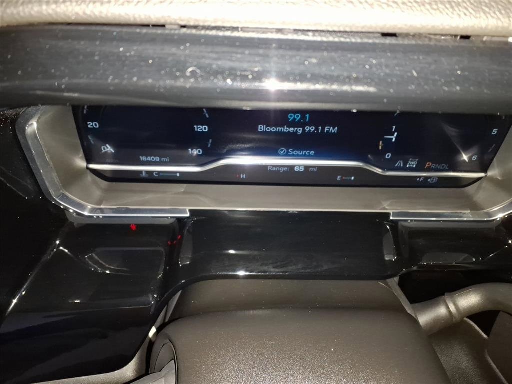 Used 2024 Chevrolet Silverado 1500 LT image 28