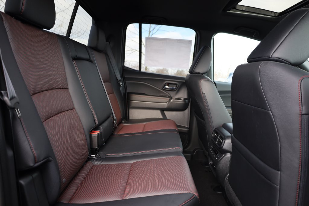 New 2026 Honda Ridgeline Black Edition image 33
