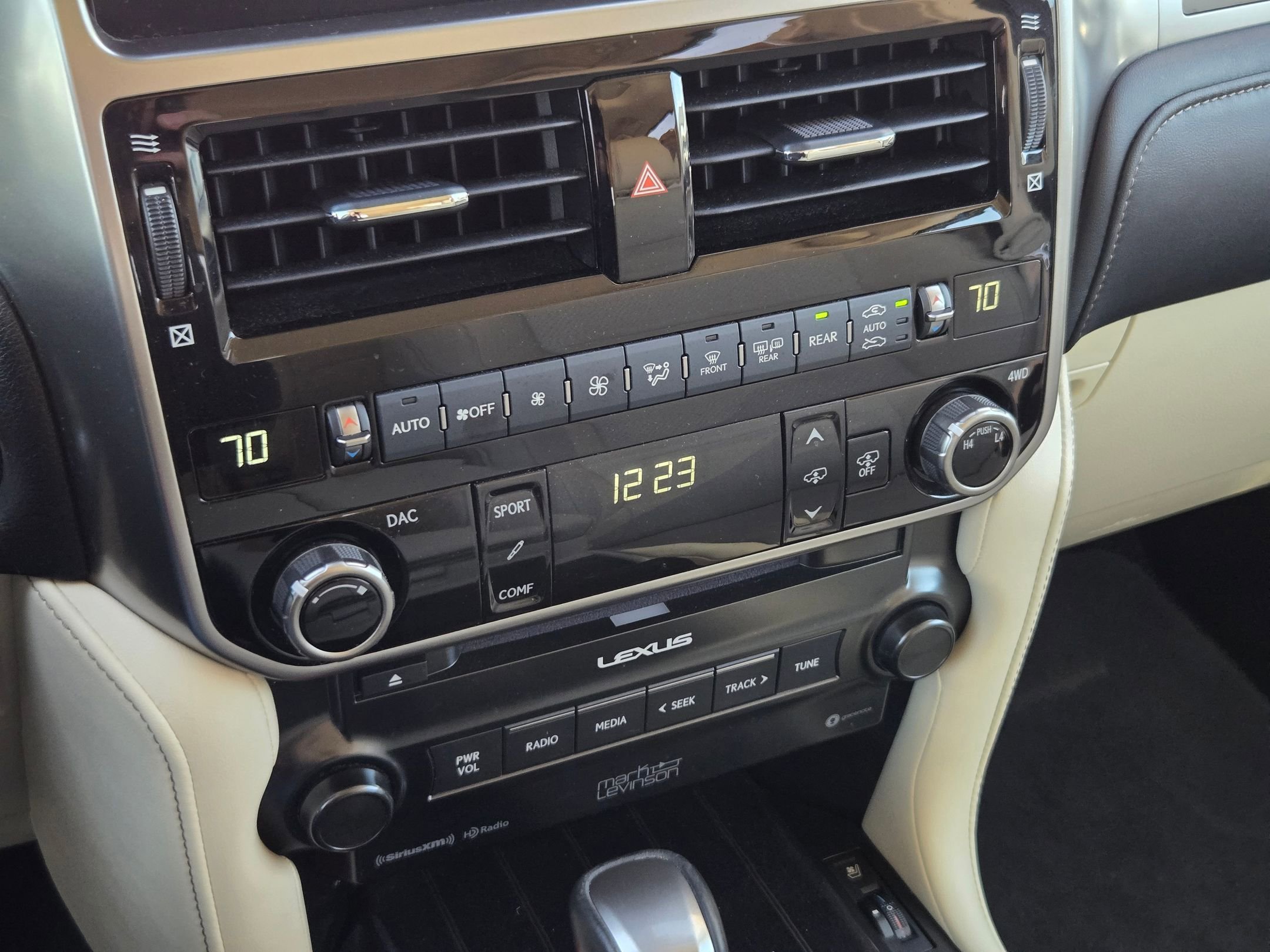 Used 2023 Lexus GX 460 Luxury image 20