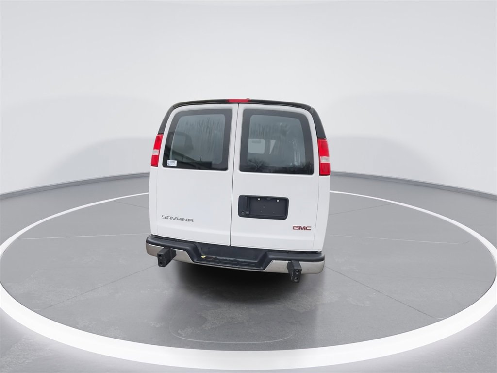 Used 2024 GMC Savana 2500 w/ Driver Convenience Package image 7