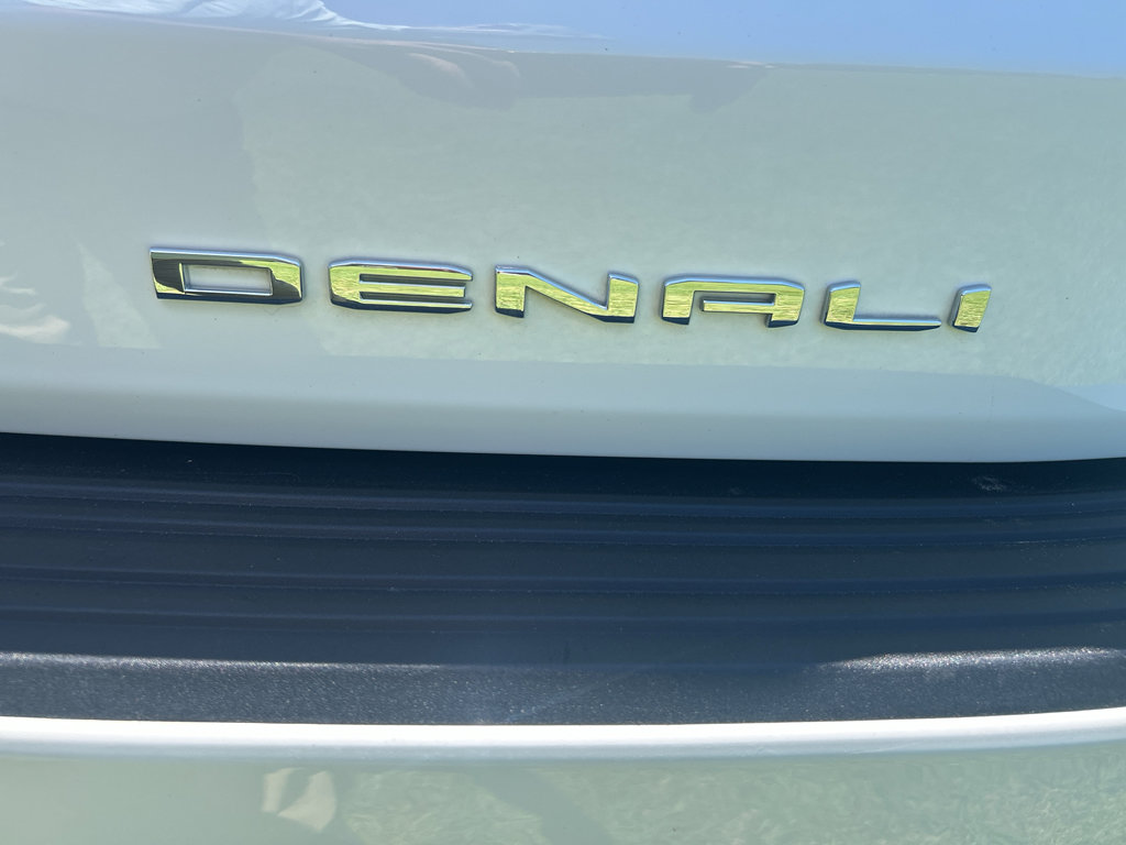 Used 2023 GMC Yukon Denali w/ Max Trailering Package AWD/4WD image 5