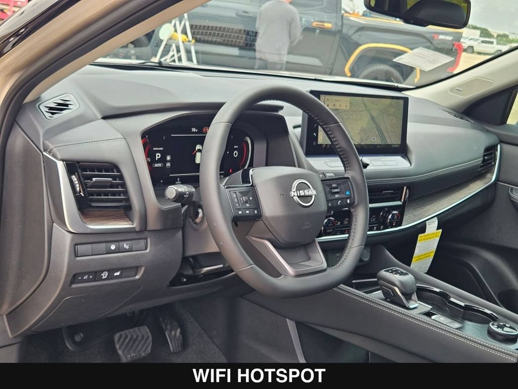 New 2026 Nissan Rogue Platinum AWD/4WD image 13