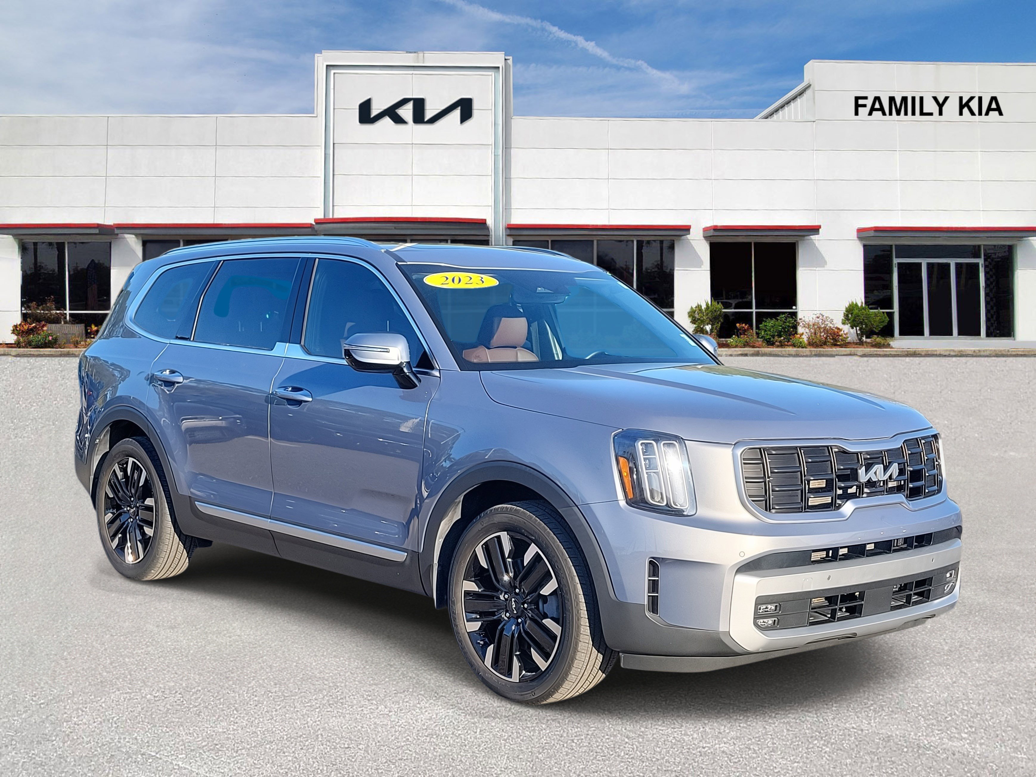 Used 2023 Kia Telluride SX