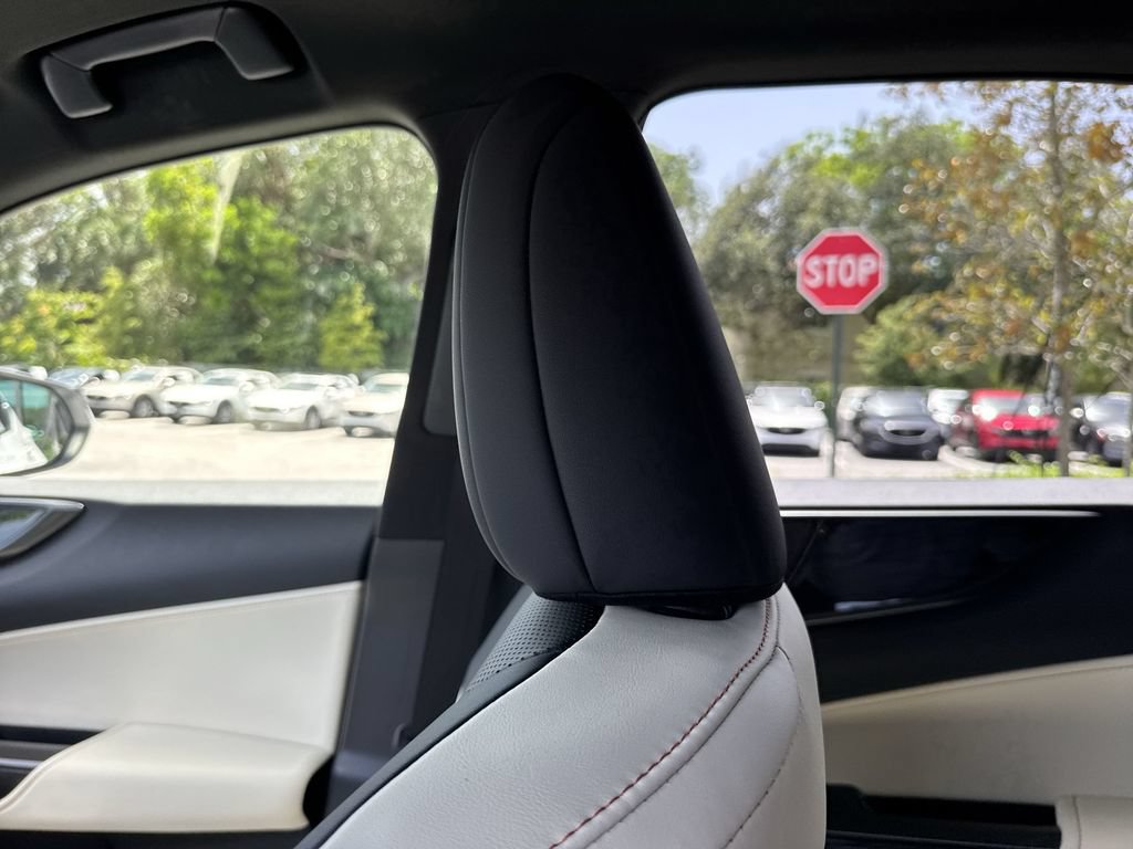 Used 2024 Lexus NX 250 FWD image 16