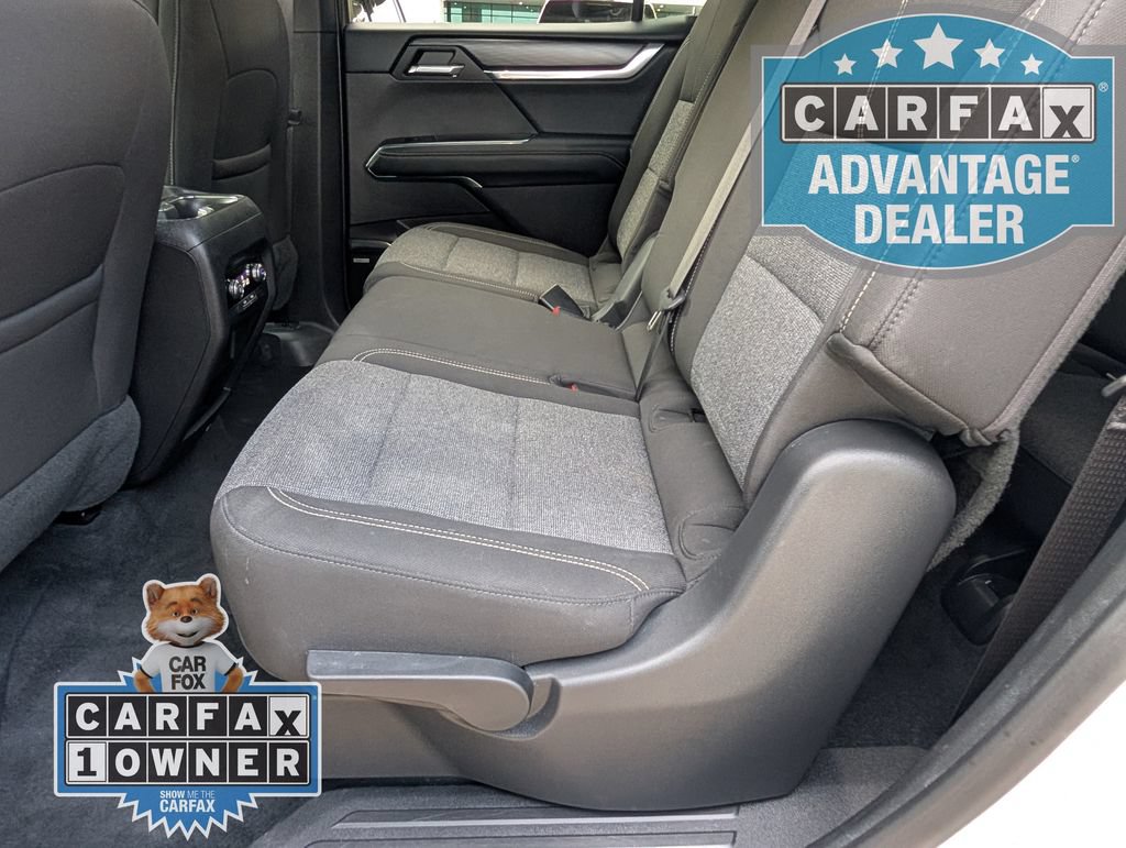 Used 2025 GMC Acadia Elevation FWD image 21