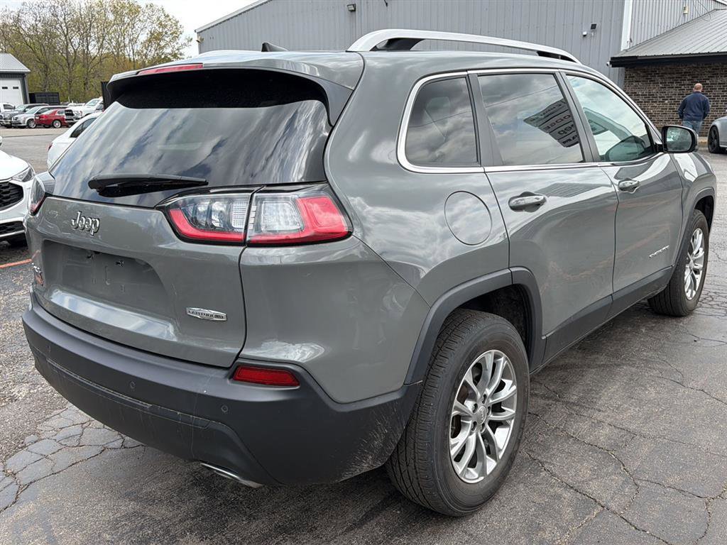 Used 2021 Jeep Cherokee Latitude Lux AWD/4WD image 3
