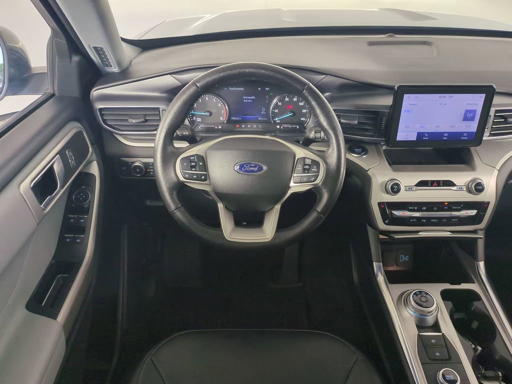 Used 2022 Ford Explorer XLT w/ Equipment Group 202A image 20