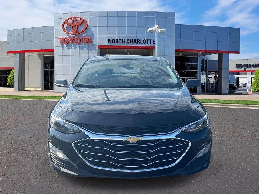 Used 2024 Chevrolet Malibu LT FWD image 3