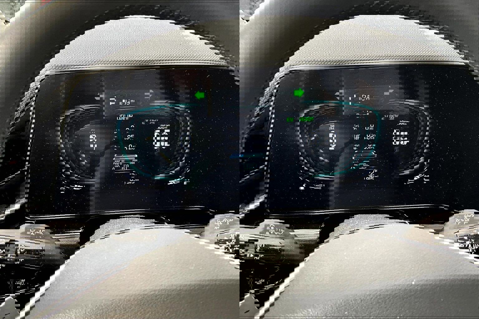 Used 2023 Kia Niro EX Touring FWD image 13