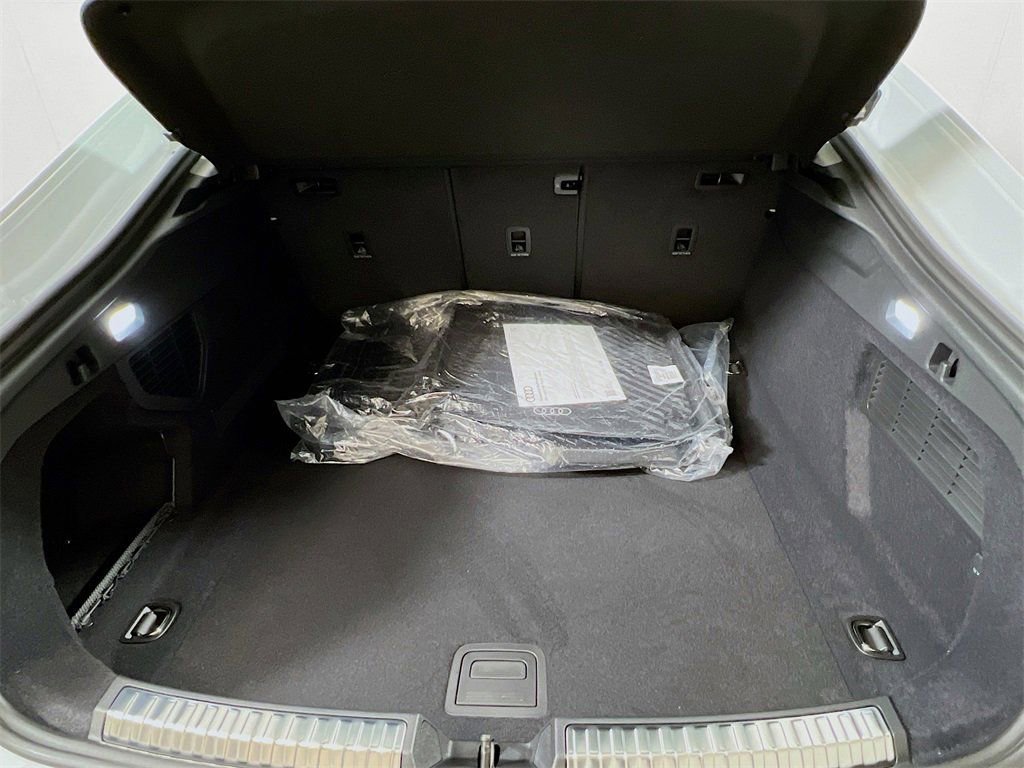 New 2025 Audi A5 2.0T Premium image 23