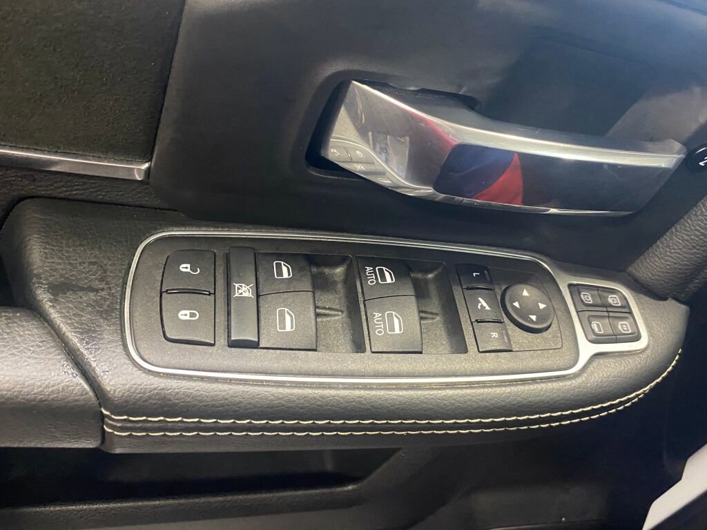 Used 2024 RAM 2500 Laramie image 7