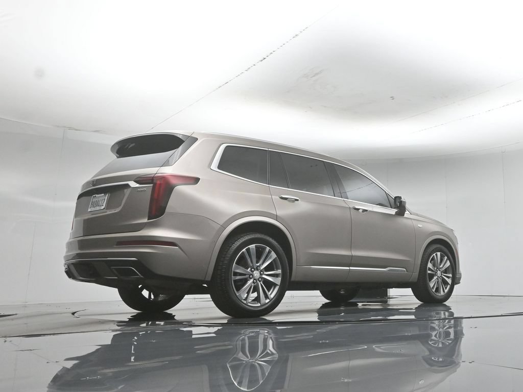 Used 2022 Cadillac XT6 Premium Luxury w/ Technology Package FWD image 49