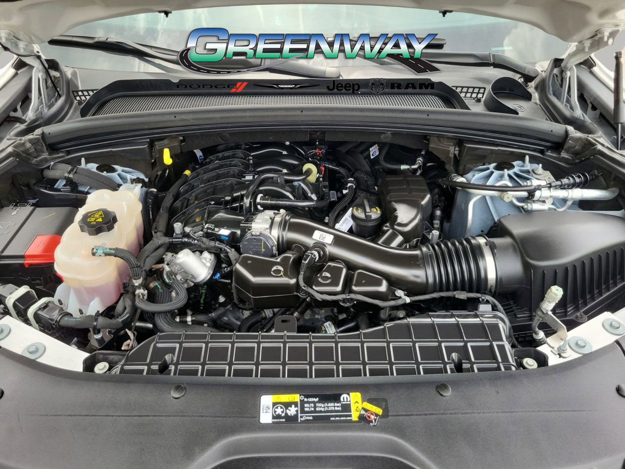 Used 2025 Jeep Grand Cherokee Limited w/ Black Appearance Package RWD image 7